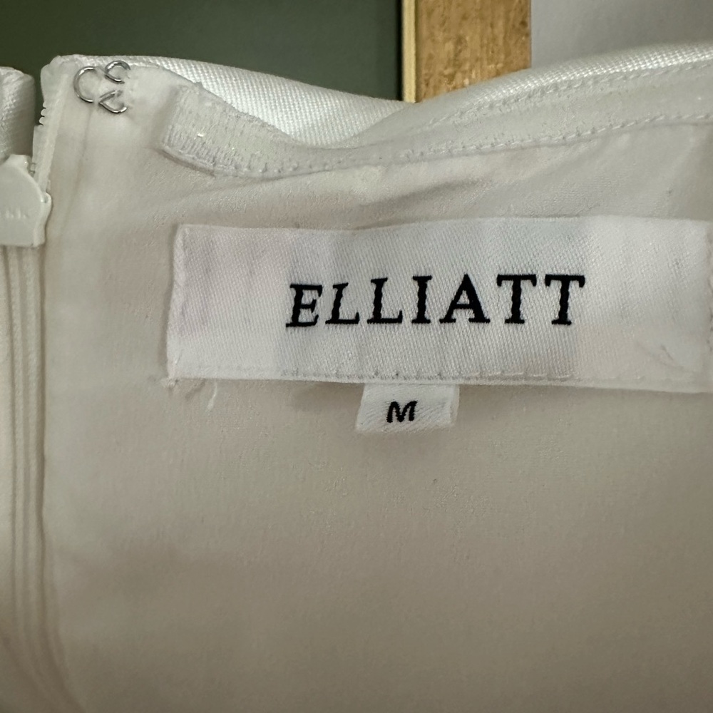 ELLIATT Espousal Dress in Ivory - Picture 6 of 6